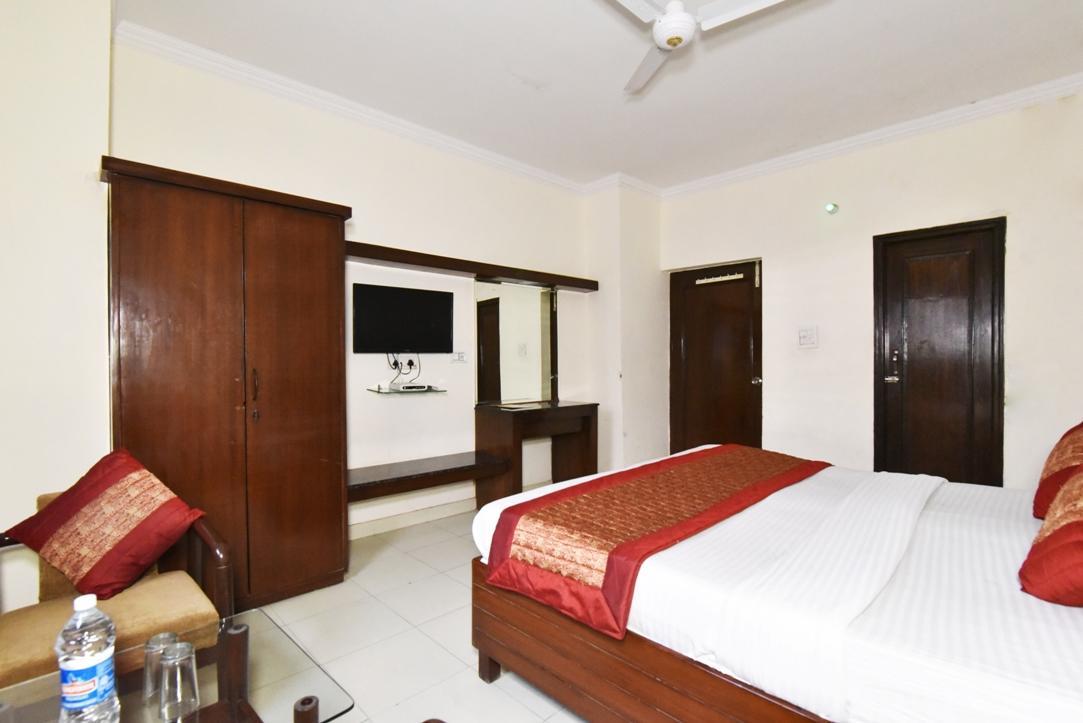Hotel B-Comfort Amritsar Esterno foto