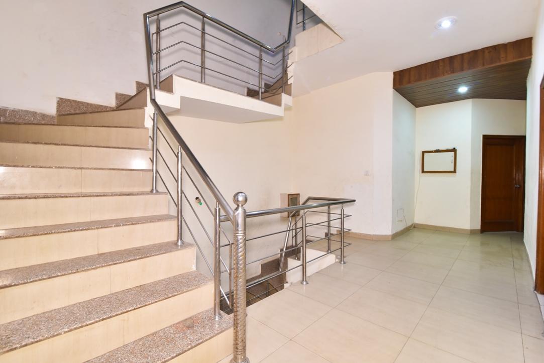 Hotel B-Comfort Amritsar Esterno foto